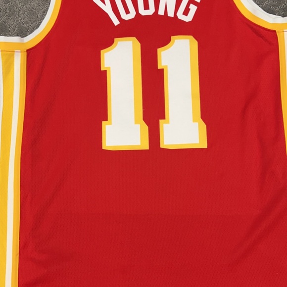 Unisex Trae Young Atlanta Hawks Swingman Jersey - Picture 5 of 6